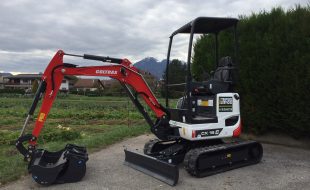 Location Mini Pelle avec chauffeur sur le secteur de Cluses, Bonneville , Sallanches La Vallée de l'Arve